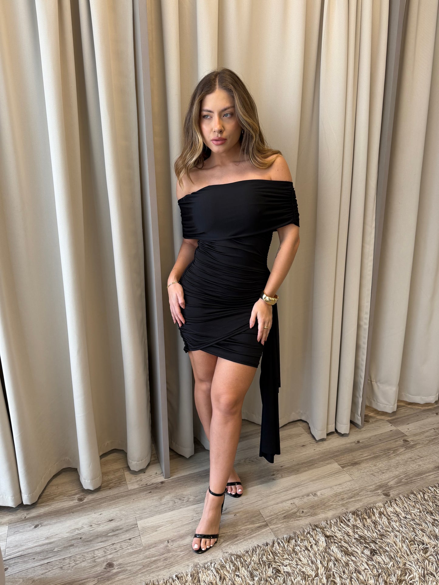 Vestido Izabel preto