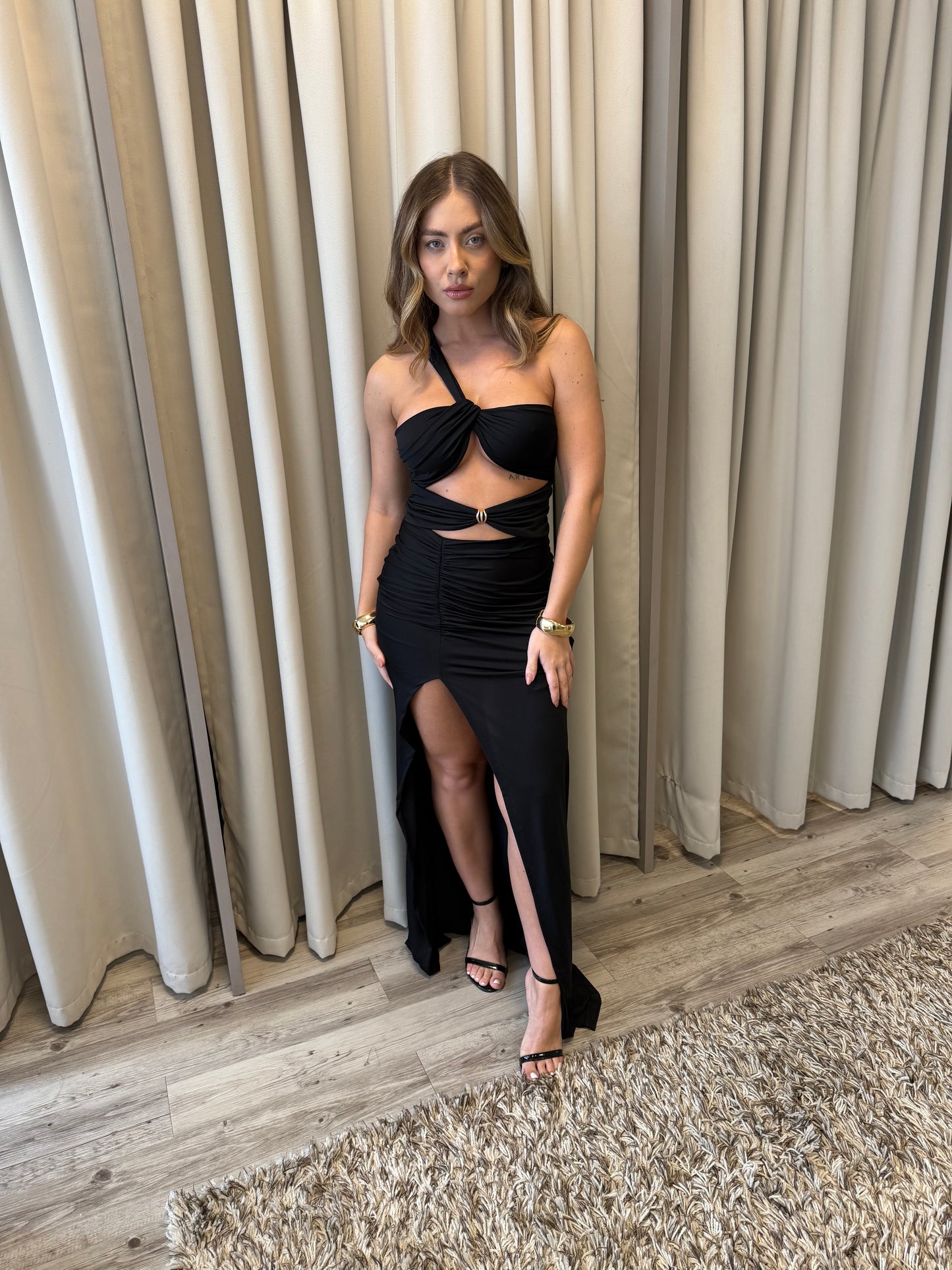 Vestido Isis preto