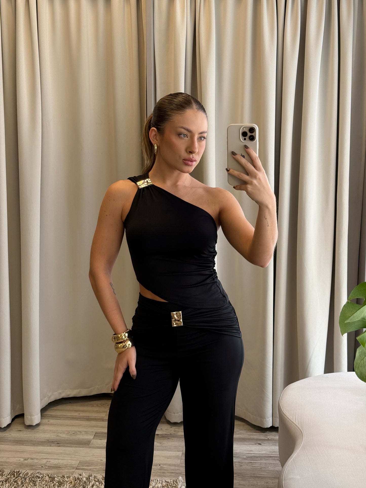 Conjunto Eduarda