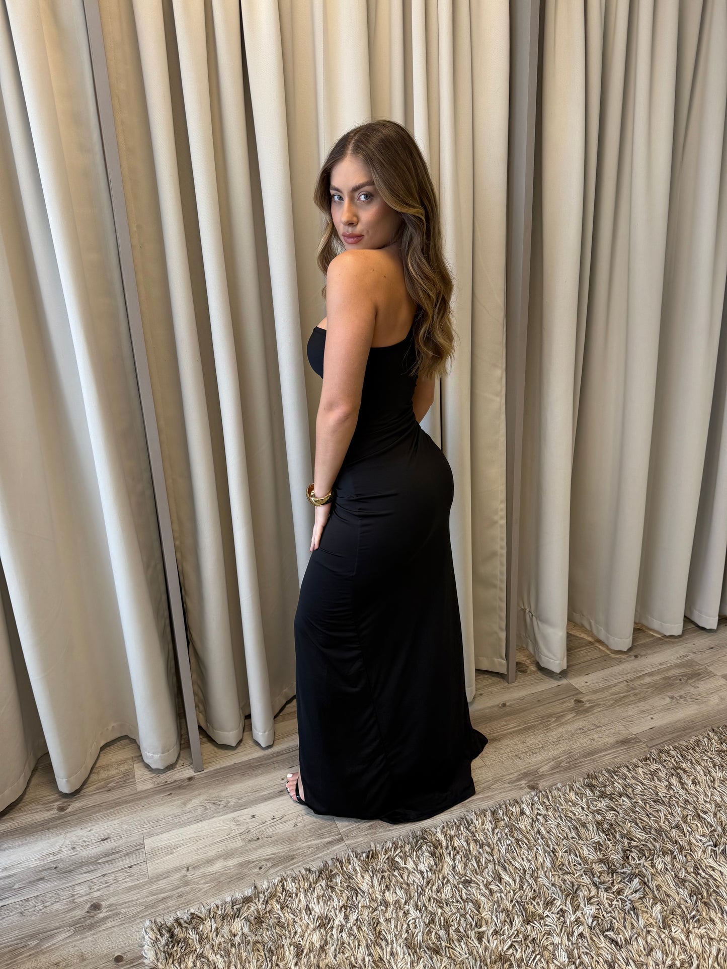 Vestido Isis preto
