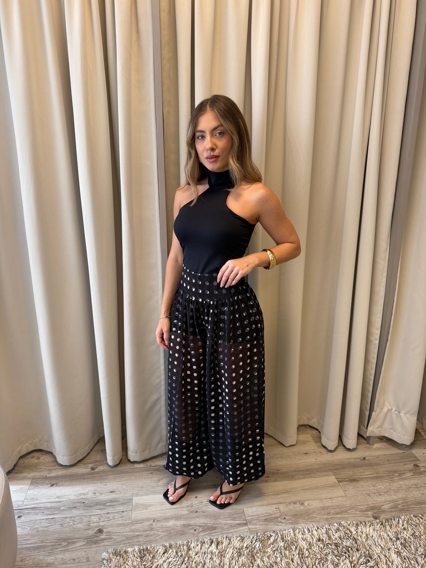 Calça Aladim preta poá